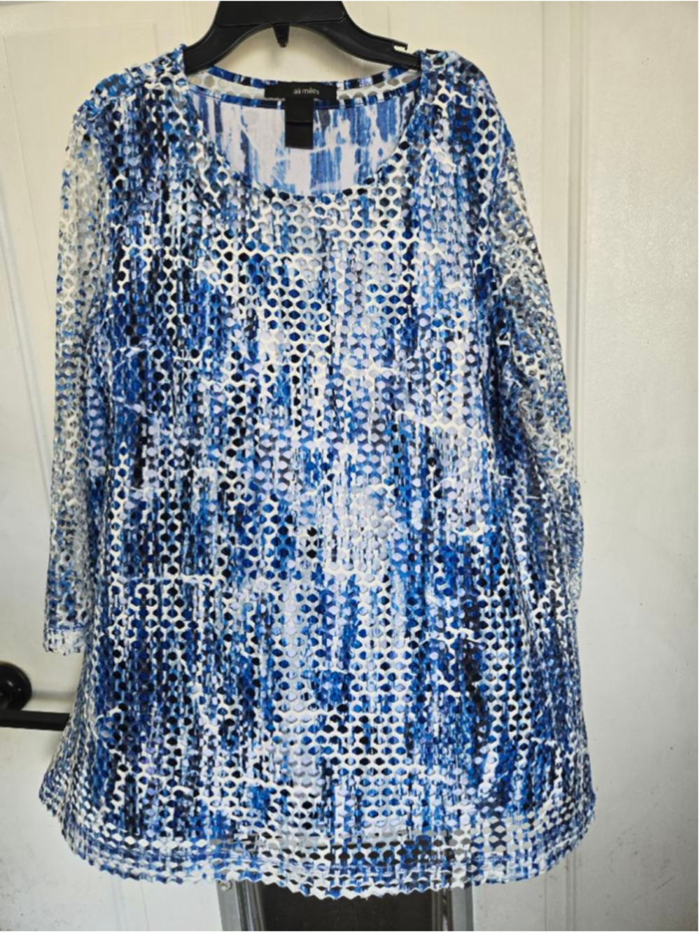 Ali Miles Women's Blue White Abstract Mesh Tunic Top Size Large Sheer Layered